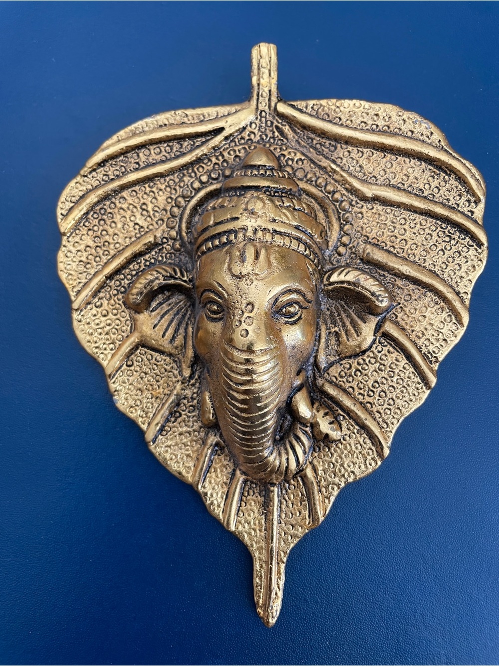 Ganesha Leaf Wall Decor
